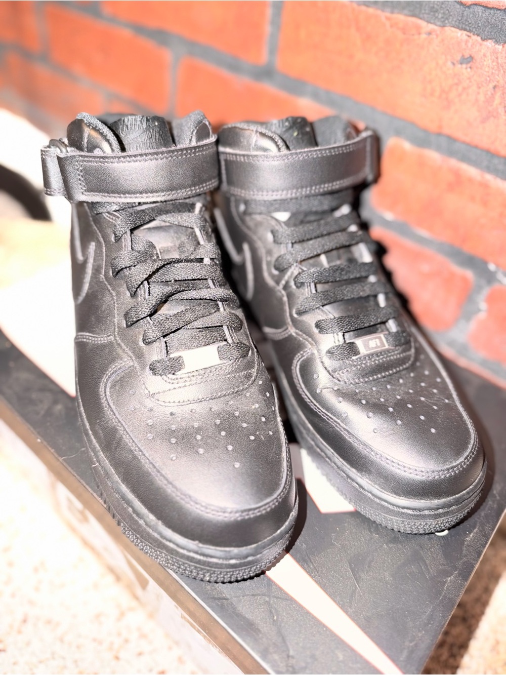 Nike Men's High-Top Sneakers in Black